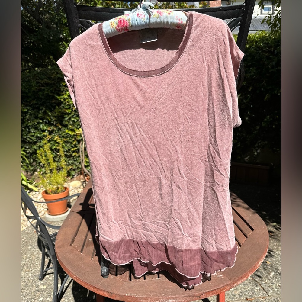 Scoop-neck cap-sleeve shirt, pink Medium